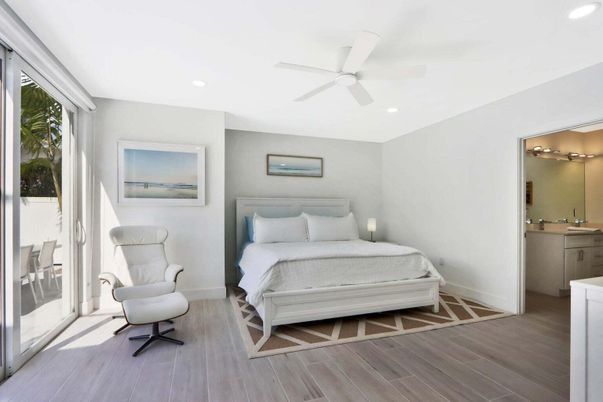 Bathroom, Bedroom, Interior, Recessed Lighting, Wood Texture Flooring