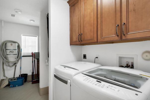 Interior, Recessed Lighting, Washer