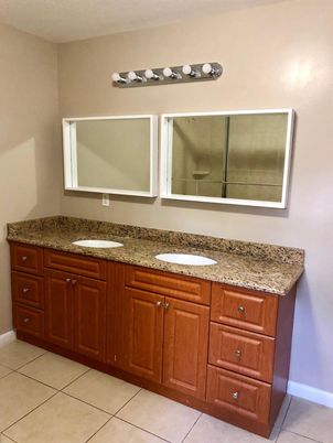 Bathroom, Dual Sink Vanities, Interior