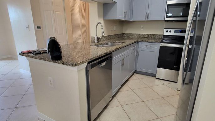 Interior, Kitchen, Stainless Steel Appliances