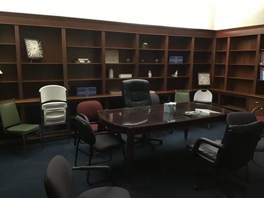 Home Office, Interior