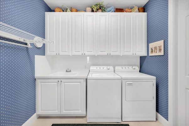 Interior, Washer
