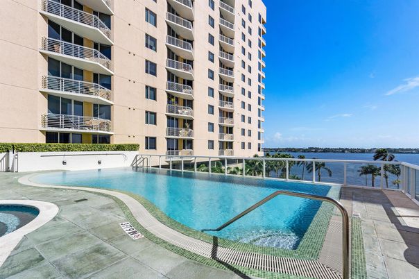 Exterior, Pool, Water