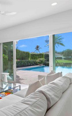 Interior, Pool, Recessed Lighting, Water
