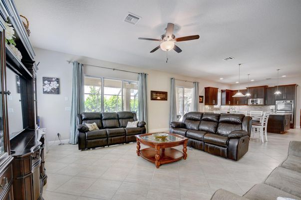 Interior, Kitchen, Living room, Pendant Lights, Recessed Lighting