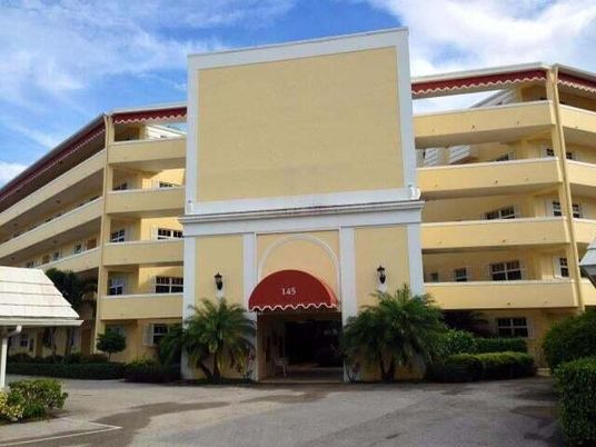 Exterior, Facade, Condo Building
