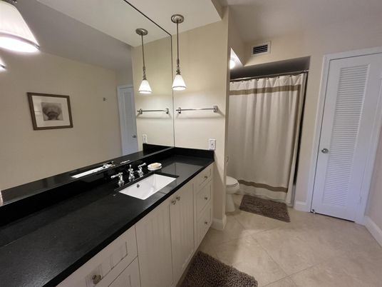 Bathroom, Dual Sink Vanities, Interior, Pendant Lights