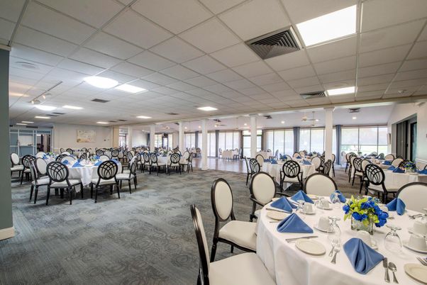 Dining room, Interior, Recessed Lighting