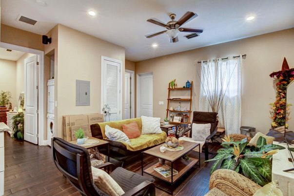 Interior, Living room, Recessed Lighting, Wood Texture Flooring