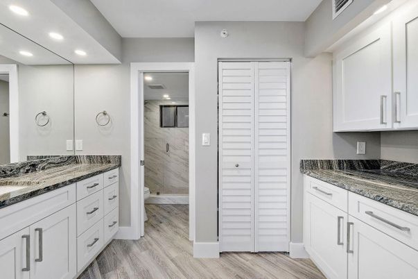 Bathroom, Interior, Marble Walls, Recessed Lighting, Wood Texture Flooring