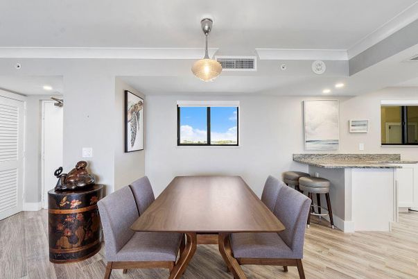Dining room, Interior, Pendant Lights, Recessed Lighting, Wood Texture Flooring