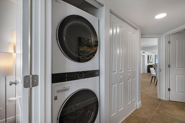 Interior, Recessed Lighting, Utility Closets, Washer