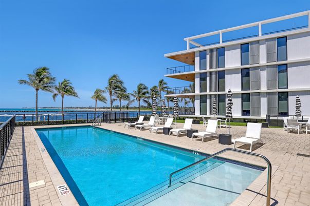 Exterior, Pool, Water