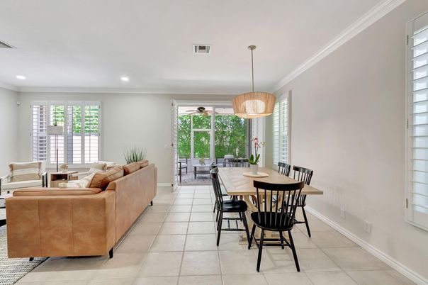 Dining room, Interior, Living room, Pendant Lights, Recessed Lighting