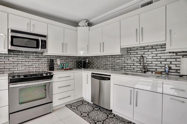 Interior, Kitchen, Stainless Steel Appliances