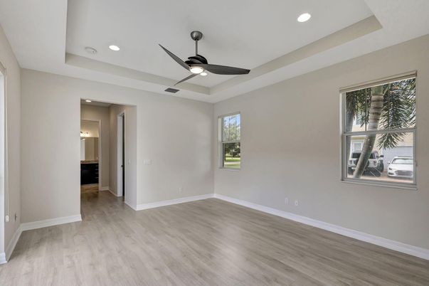 Empty room, Interior, Recessed Lighting, Wood Texture Flooring