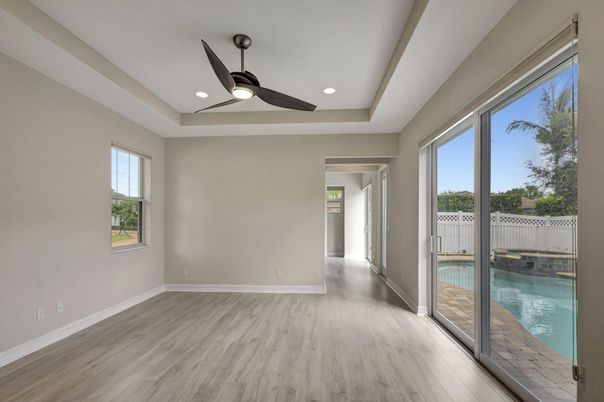 Empty room, Interior, Recessed Lighting, Wood Texture Flooring