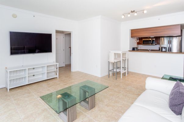 Interior, Kitchen, Living room, Stainless Steel Appliances