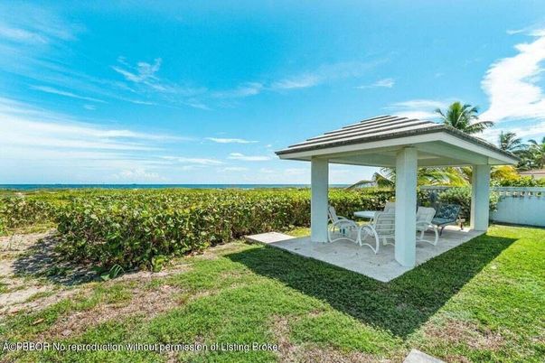 Backyard, Exterior, Water