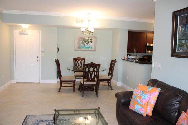 Chandelier, Dining room, Interior, Kitchen