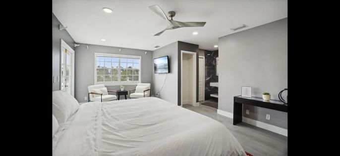 Bedroom, Interior, Recessed Lighting, Wood Texture Flooring