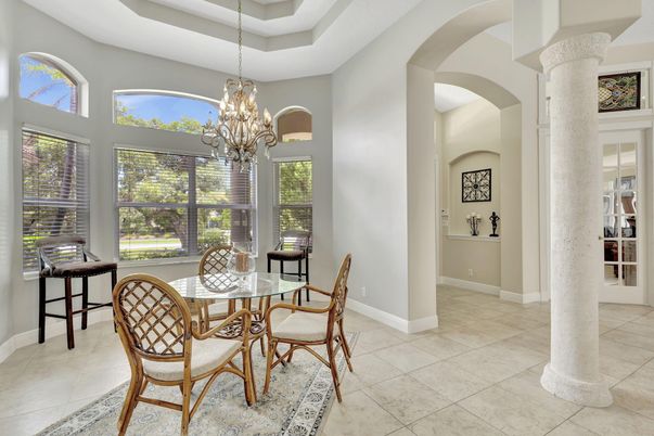 Chandelier, Dining room, Interior