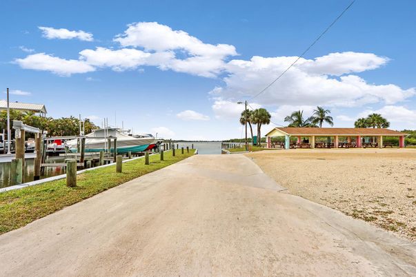 Backyard, Exterior, Lake