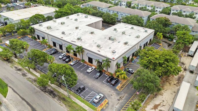 Exterior, Drone