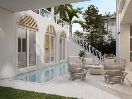 Exterior, Pool