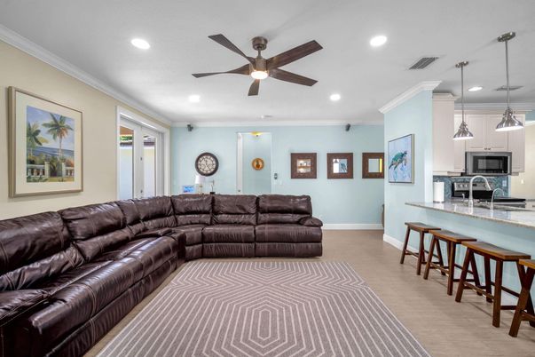 Interior, Kitchen, Living room, Pendant Lights, Recessed Lighting
