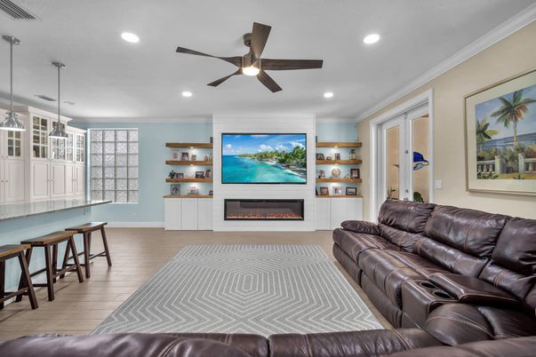 Fireplace, Interior, Living room, Pendant Lights, Recessed Lighting, Wood Texture Flooring