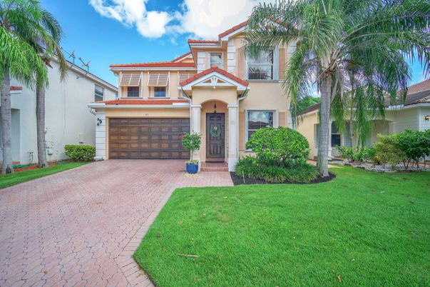 Attached, Backyard, Exterior, Facade, Mediterranean