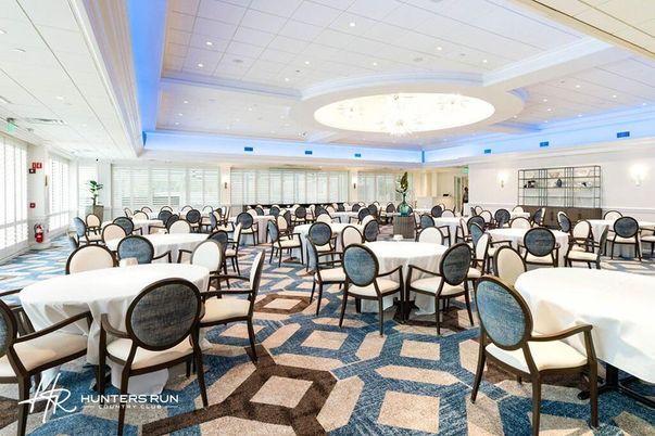 Chandelier, Dining room, Interior, Recessed Lighting