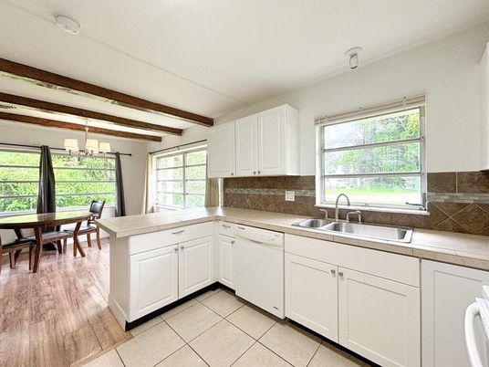Dining room, Interior, Kitchen, Pendant Lights, Wooden Beams, Wood Texture Flooring