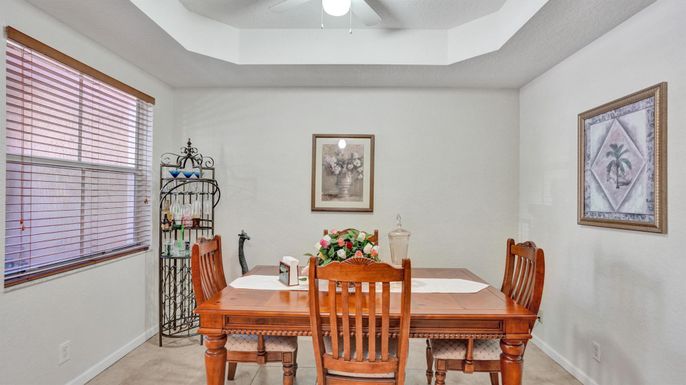 Dining room, Interior