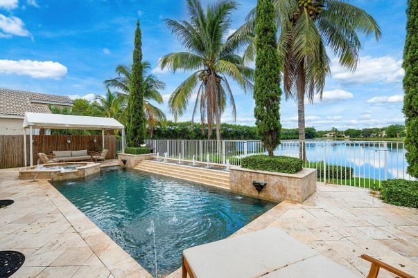 Exterior, Lake, Pool