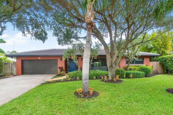 Attached, Backyard, Exterior, Facade, Ranch
