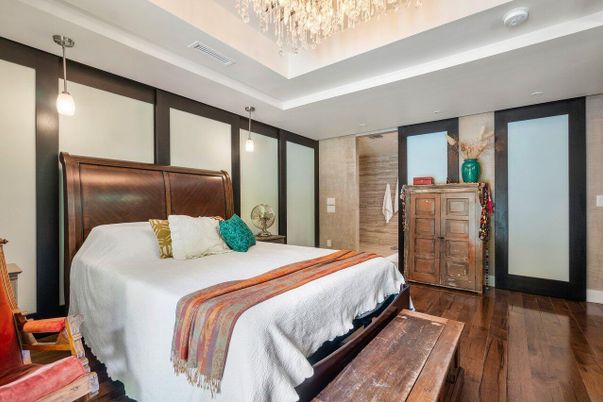Bedroom, Interior, Pendant Lights, Wood Texture Flooring