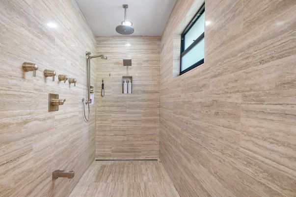 Bathroom, Interior, Recessed Lighting
