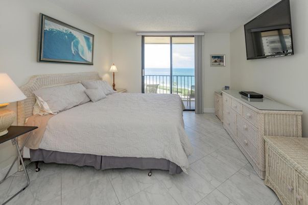 Bedroom, Interior, Marble, Water