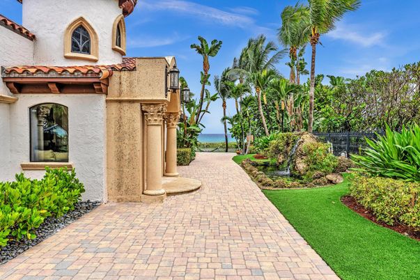 Backyard, Exterior, Water