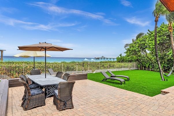 Backyard, Exterior, Water
