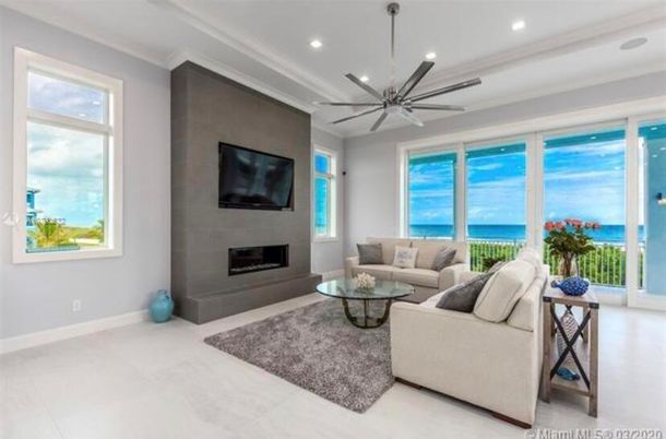 Fireplace, Interior, Living room, Recessed Lighting, Water
