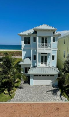 Attached, Exterior, Facade, Water, Raised Ranch