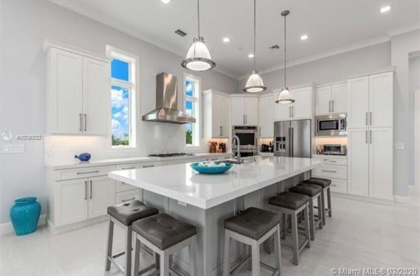 Interior, Kitchen, Pendant Lights, Recessed Lighting, Stainless Steel Appliances