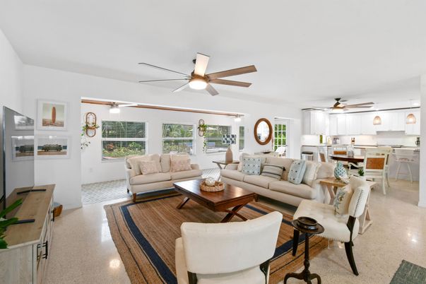 Dining room, Interior, Kitchen, Living room, Pendant Lights