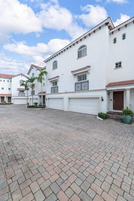 Attached, Exterior, Facade, Spanish Mediterranean