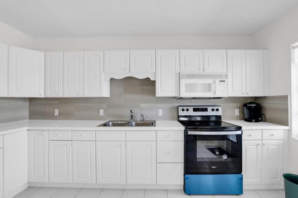 Interior, Kitchen, Stainless Steel Appliances