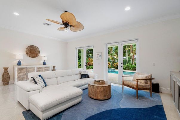 Fireplace, Interior, Living room, Recessed Lighting