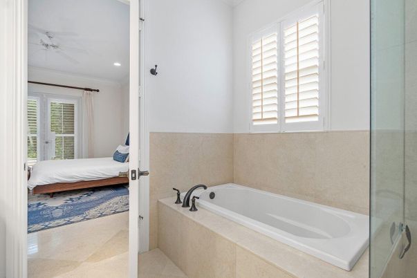 Bathroom, Bedroom, Glass Shower, Interior, Recessed Lighting